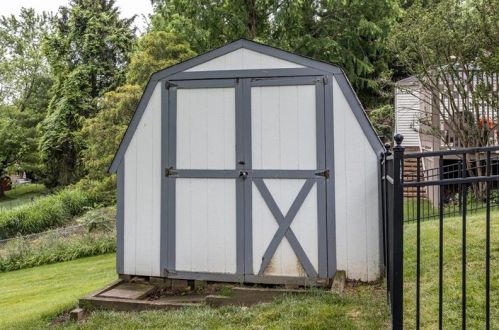 167 Orchard Dr, Canonsburg PA  15317-3331 exterior