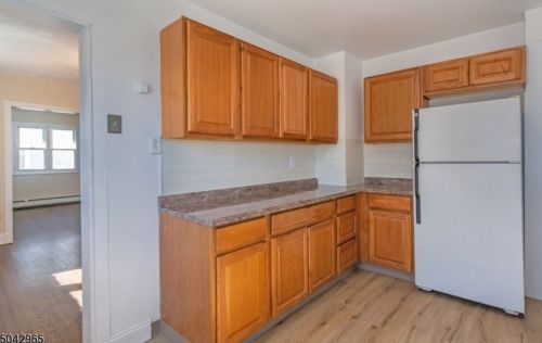 16 Briant Ave, Greystone Park NJ  07950-1724 exterior