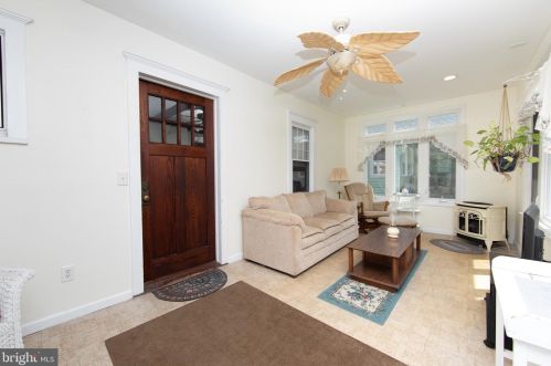 103 10th Ave, Haddon Heights, NJ 08035-1603