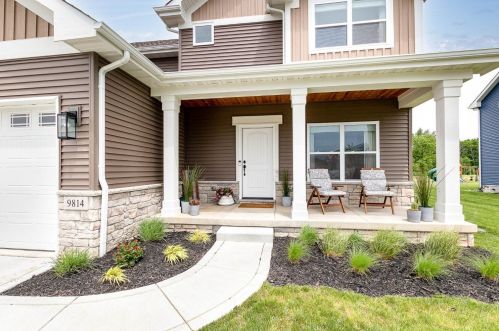 9814 146th Ave, Cedar Lake, IN 46303-7260