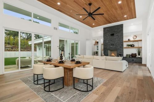 1500 Gamble Ln, Escondido CA  92029-4321 exterior