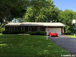 82 Doerun Dr, Rochester, NY 14626-3250