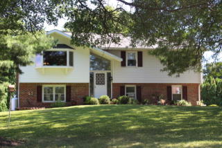 395 Sylvan Retreat Rd, Kinderhook, PA 17512-9732