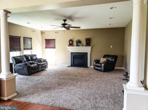 3810 Rolling Hills Dr, Upton PA  17225-8392 exterior