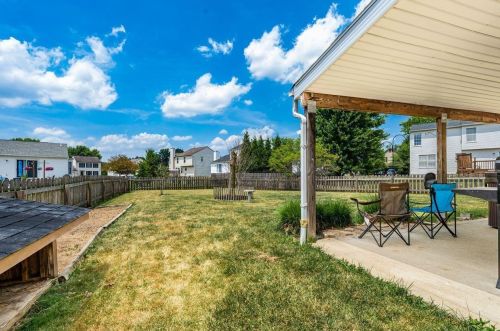 704 Osborn Dr, Pataskala OH  43062-7444 exterior