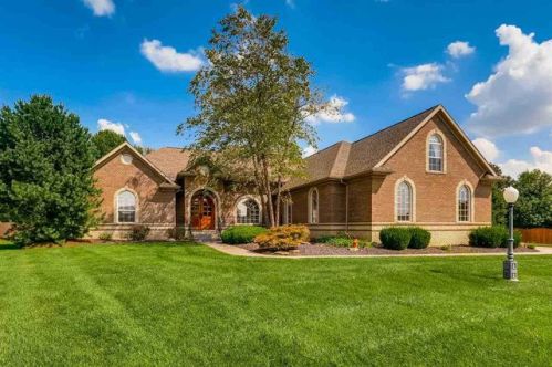 7812 Margaret Cir, Newburgh, IN 47630-2229