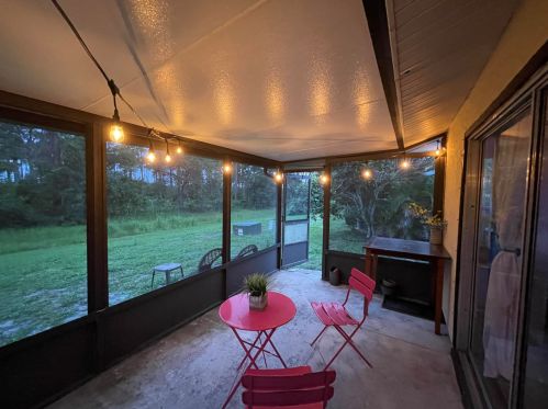 1402 Rivergreen Cir, Fort Pierce FL  34952-4132 exterior