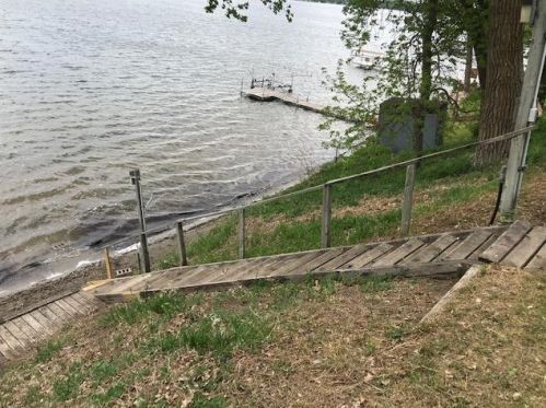 7912 Lawnys Cir, Alex MN  56308-9404 exterior