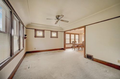 239 60, Milwaukee WI 53219-2131 exterior