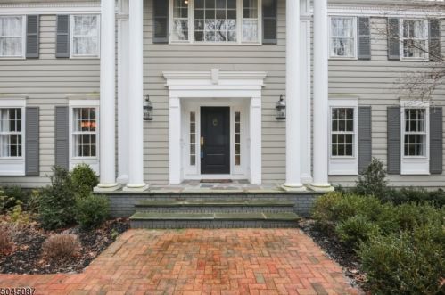 12 Campbells Brook Rd, White House Station, NJ 08889-3344