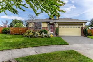8329 Camano Loop, Olympia, WA 98516-6256