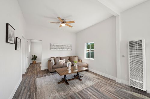 553 68th St, San Diego CA  92114-4414 exterior