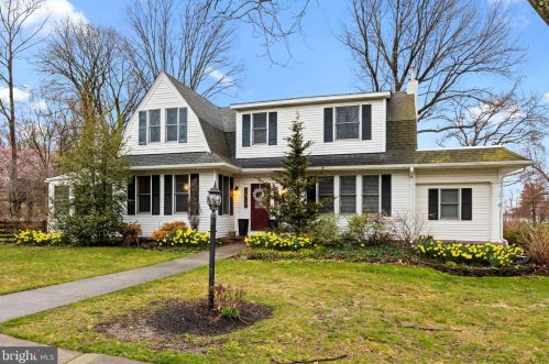 44 Fairview Ave, Yardley, PA 19067-1075