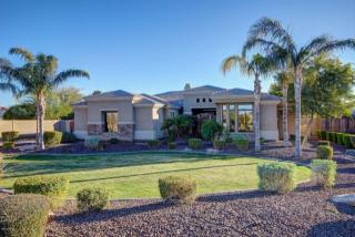 8211 Williams Rd, Peoria, AZ 85383-1617