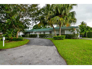 13220 98th Pl, Miami, FL 33176-6113