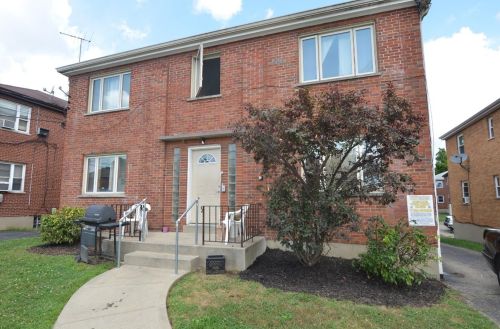 3914 Gatewood Ln, Cincinnati, OH 45236-3520