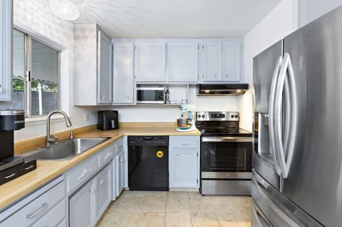 10868 Oakton Way, Rancho Cordova CA  95670-2449 exterior