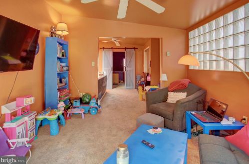 405 Boas St, Harrisburg PA 17102-1707 exterior