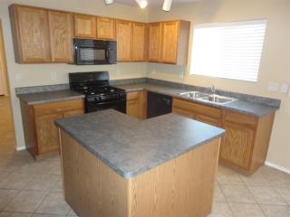 641 Flaming Arrow Dr, Green Valley AZ  85614-5586 exterior