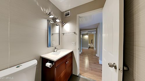 4732 14th St, Phoenix AZ 85014-3749 exterior