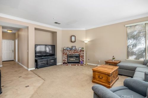 1371 Kirkmichael Cir, Riverside CA  92507-8426 exterior