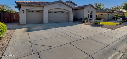 681 Wildhorse Dr, Chandler AZ 85286-6139 exterior