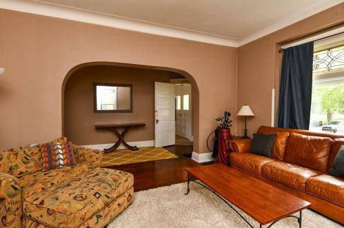 4239 Floral Ave, Cincinnati OH  45212-3219 exterior