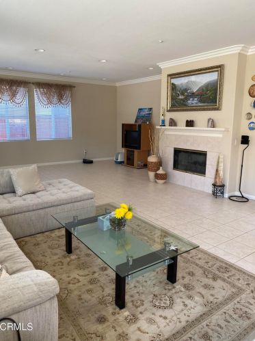 1331 Martin Luther King Jr Dr, Oxnard CA  93030-2575 exterior