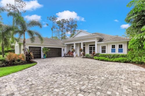 5640 Shady Oaks Ln, Naples, FL 34119-1254