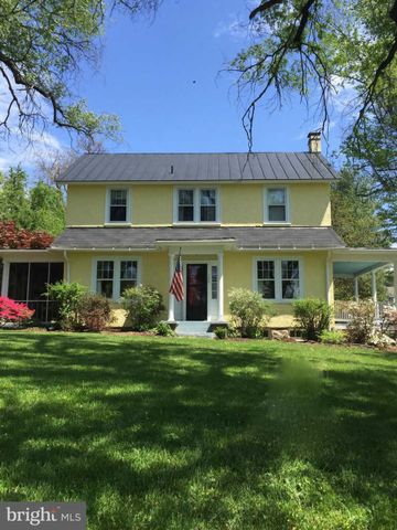 150 32nd St, Purcellville, VA 20132-3218