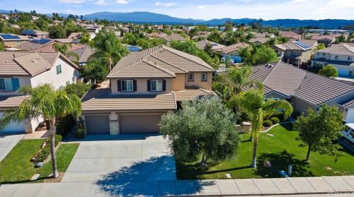 35815 Elizabeth Ln, Wildomar CA 92595-7853 exterior
