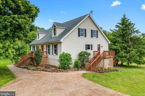 14260 Rehobeth Church Rd, Lovettsville VA  20180-3218 exterior