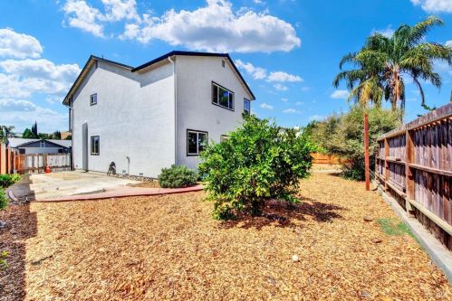 206 Donegal Ct, Vacaville CA  95688-9217 exterior