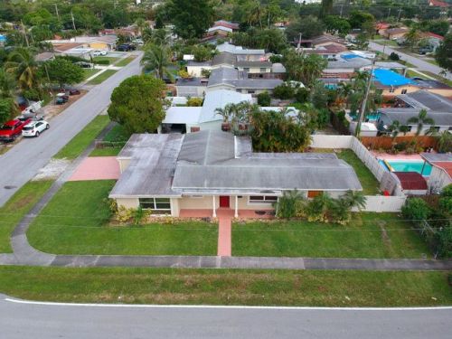 7790 35th St, Hollywood FL  33024-2213 exterior