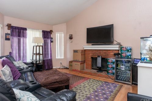 1444 Mouton Dr, San Jacinto CA  92583-5718 exterior
