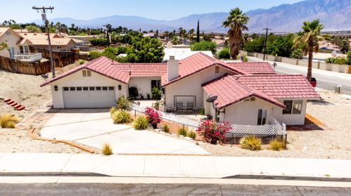 9270 West Dr, Desert Hot Springs, CA 92240-1614