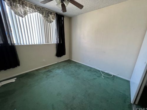 6979 Palm Ct, Riverside CA  92506-2815 exterior