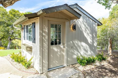 245 Plancha Way, Pismo Beach CA  93420-4611 exterior