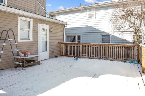 79 Lowell Ave, Providence RI  02909-4621 exterior