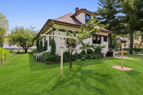 307 Birch St, Spectacle Lake MN  55008-1132 exterior