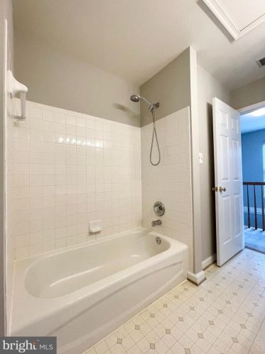9843 Bartley Ct, Fredericksburg VA  22408-9227 exterior
