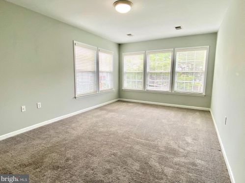 179 Dunlap Dr, Charles Town WV  25414-6509 exterior