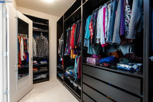 3551 Pinot Noir Ct, Pleasanton CA  94568-2556 exterior