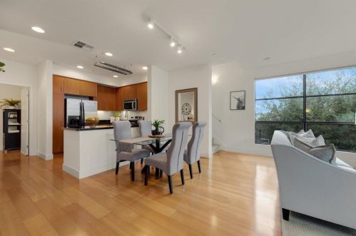 116 1st St, Campbell, CA 95008-2954