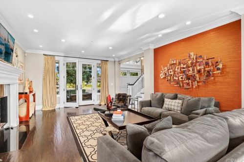 1921 Windward Ln, Newport Beach CA  92660-3816 exterior