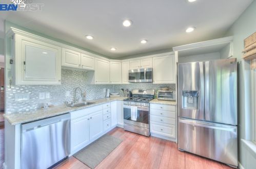 138 Thistle Way, Pacheco CA  94553-5810 exterior