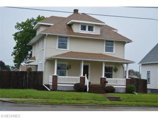143 Perry Dr, Canton, OH 44708-5048