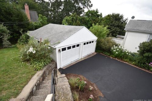 82 Fairfield St, Bristol, CT 06010-3619