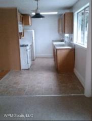 27008 168th Pl, Kent WA  98042-4902 exterior