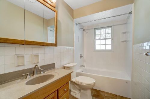 3143 Bechtel Dr, Franklin OH  45005-4803 exterior